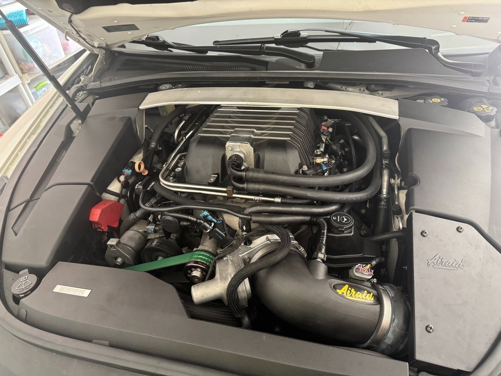 2012 Cadillac MDX photo