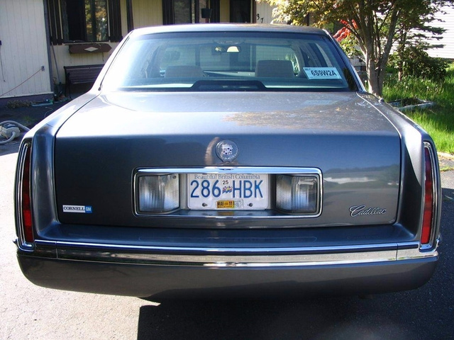 1994 Cadillac DeVille photo