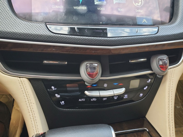 2018 Cadillac CT6 3.0TT Platinum photo