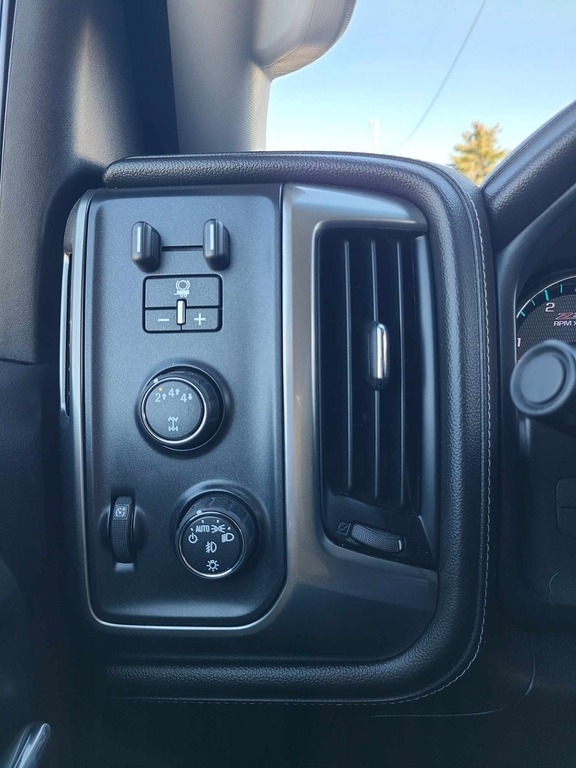 2018 Chevrolet Silverado 2500HD LTZ photo