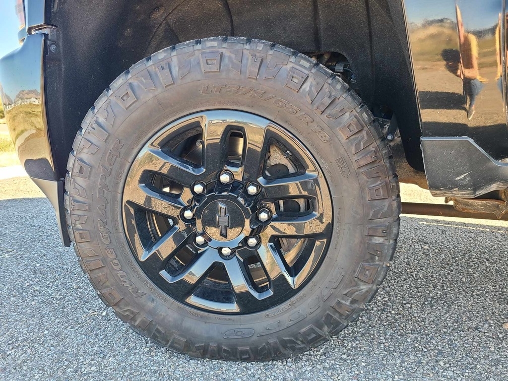 2018 Chevrolet Silverado 2500HD LTZ photo