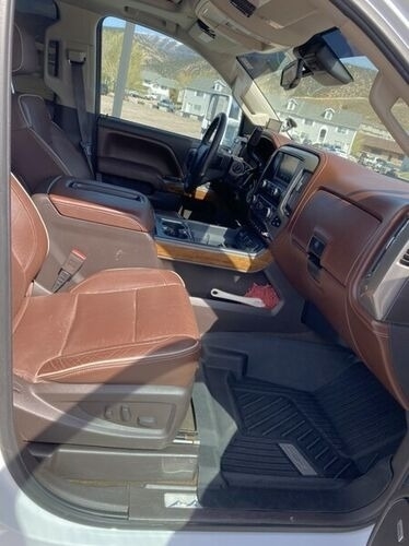 2015 Chevrolet Silverado 2500HD High Country photo