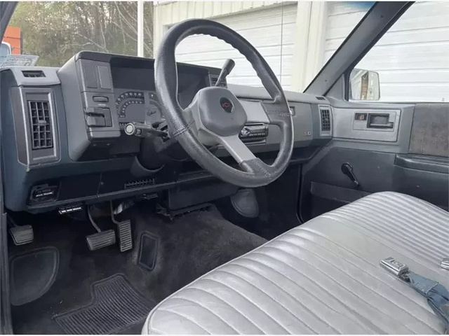 1989 Chevrolet S-10 photo