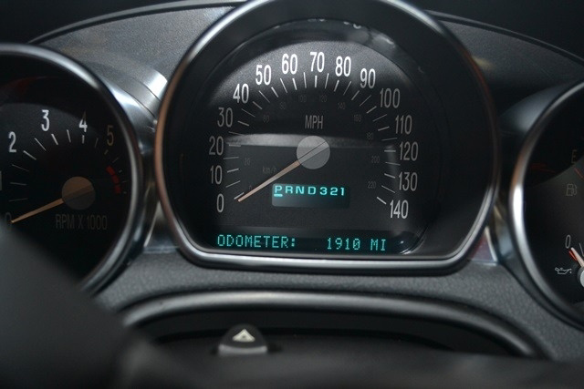 2004 Chevrolet SSR LS photo