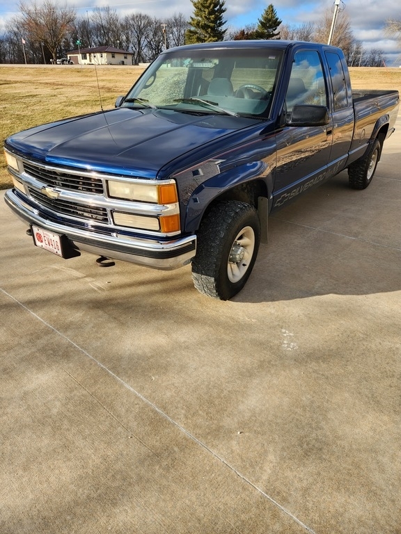 1995 Chevrolet C/K 2500 Series K2500 Silverado Pickup