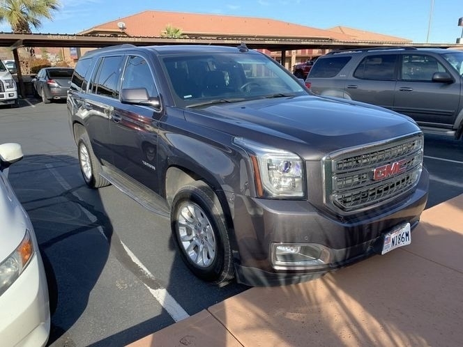 2017 GMC Yukon SLT photo