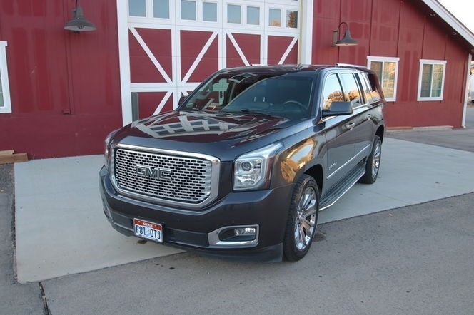 2015 GMC Yukon XL Denali photo