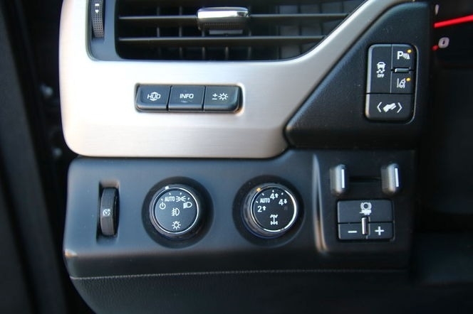 2015 GMC Yukon XL Denali photo