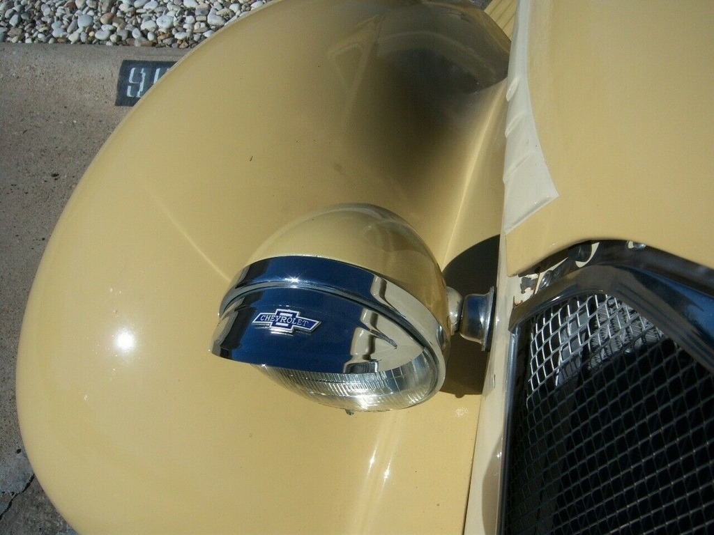 1937 GMC Yukon XL Denali photo