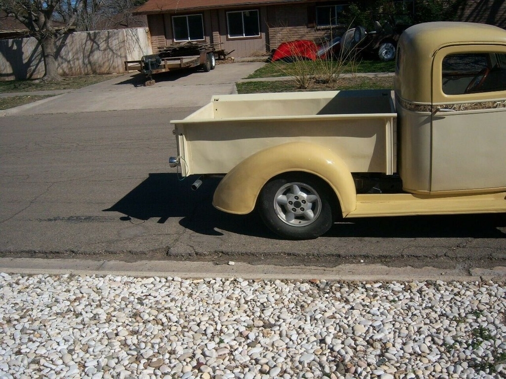 1937 GMC Yukon XL Denali photo