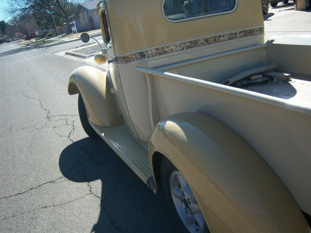 1937 GMC Yukon XL Denali photo