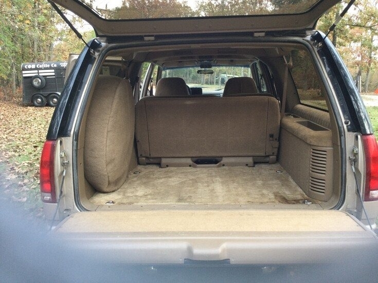 1993 Chevrolet Suburban K2500 photo