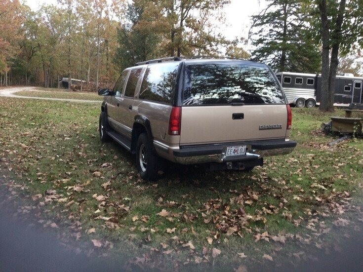 1993 Chevrolet Suburban K2500 photo