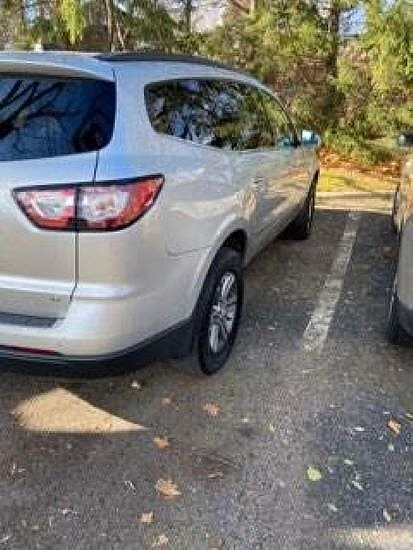 2017 Chevrolet Traverse LT photo