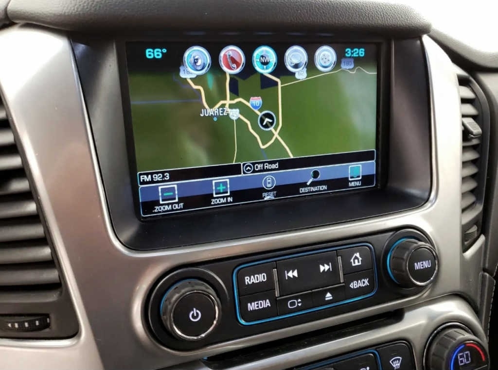 2019 Chevrolet Suburban LT 1500 photo