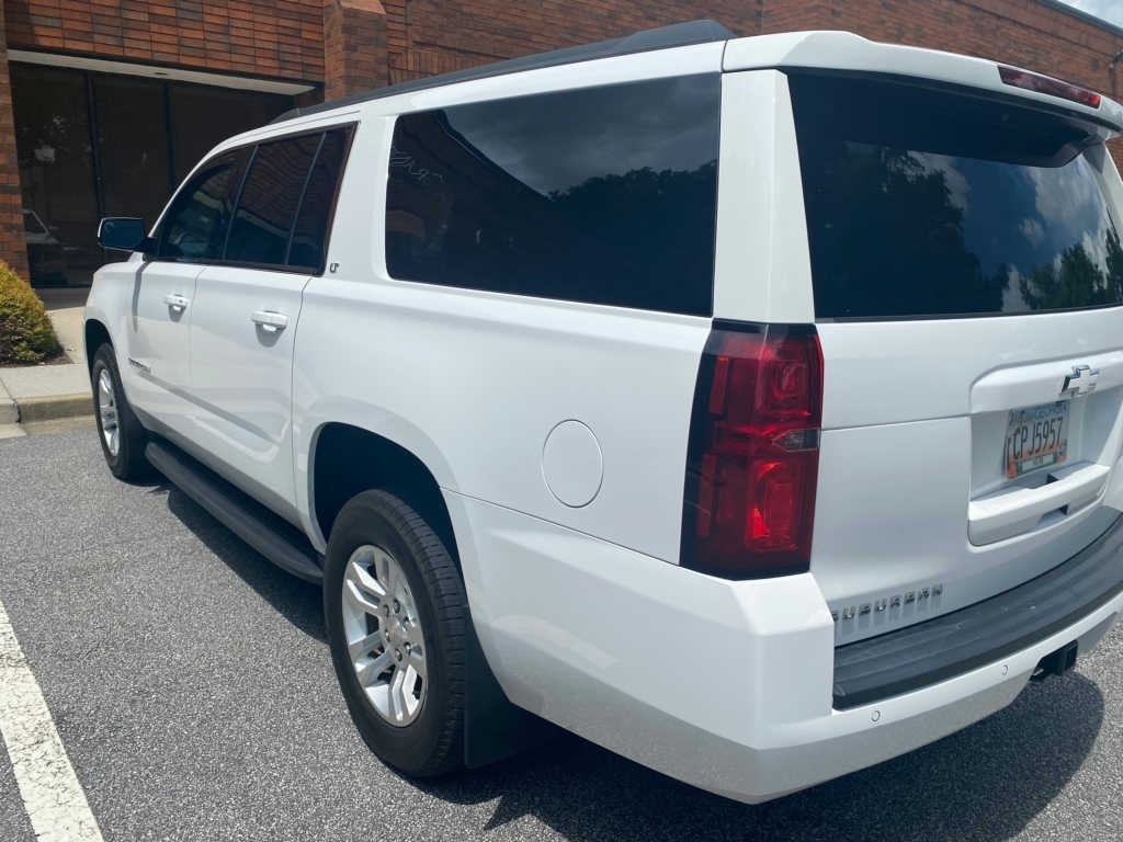 2019 Chevrolet Suburban LT 1500 photo
