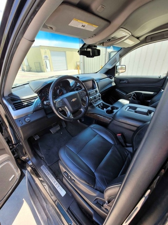 2015 Chevrolet Suburban LT 1500 photo