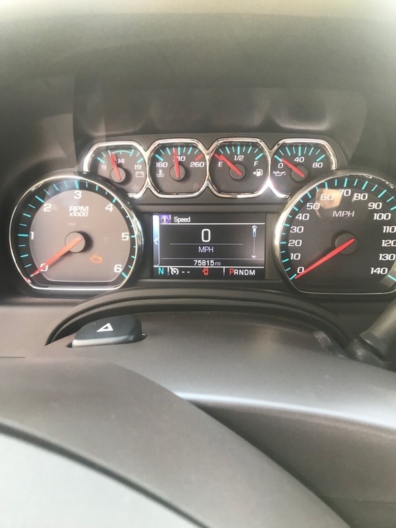 2016 Chevrolet Suburban LT 1500 photo