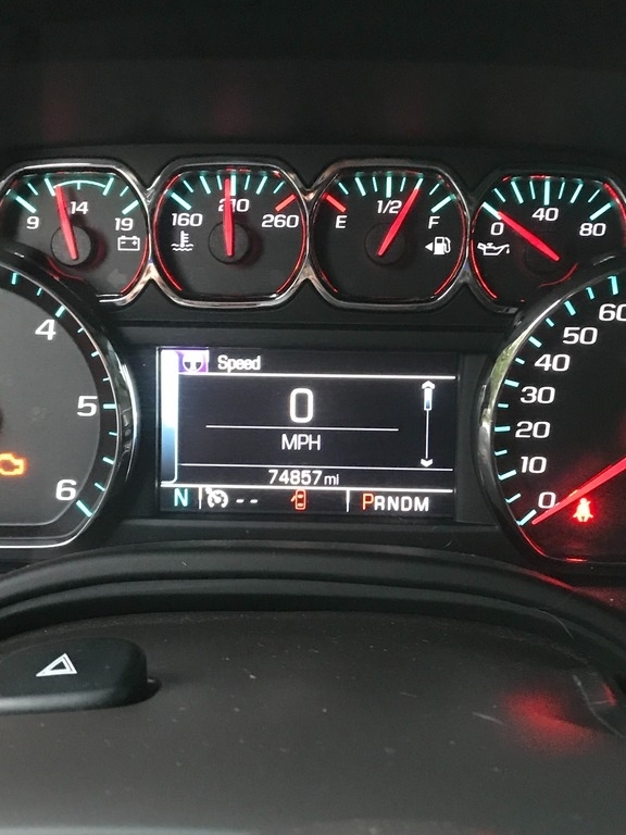 2016 Chevrolet Suburban LT 1500 photo