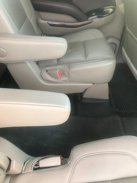2016 Chevrolet Suburban LT 1500 photo