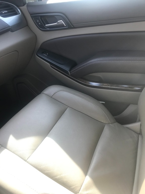 2016 Chevrolet Suburban LT 1500 photo