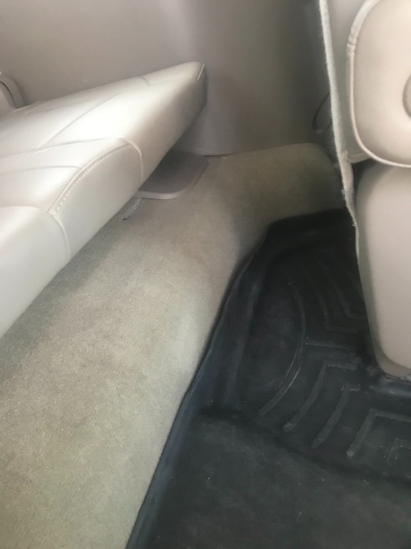 2016 Chevrolet Suburban LT 1500 photo