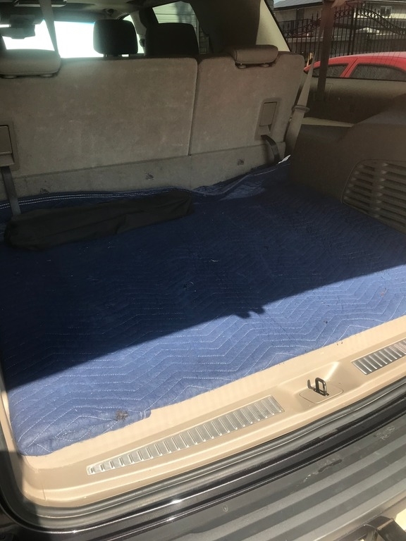 2016 Chevrolet Suburban LT 1500 photo