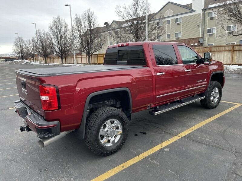 2019 GMC Sierra 3500HD Denali photo