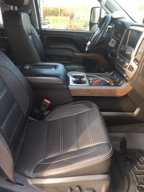 2017 GMC Sierra 3500HD Denali photo