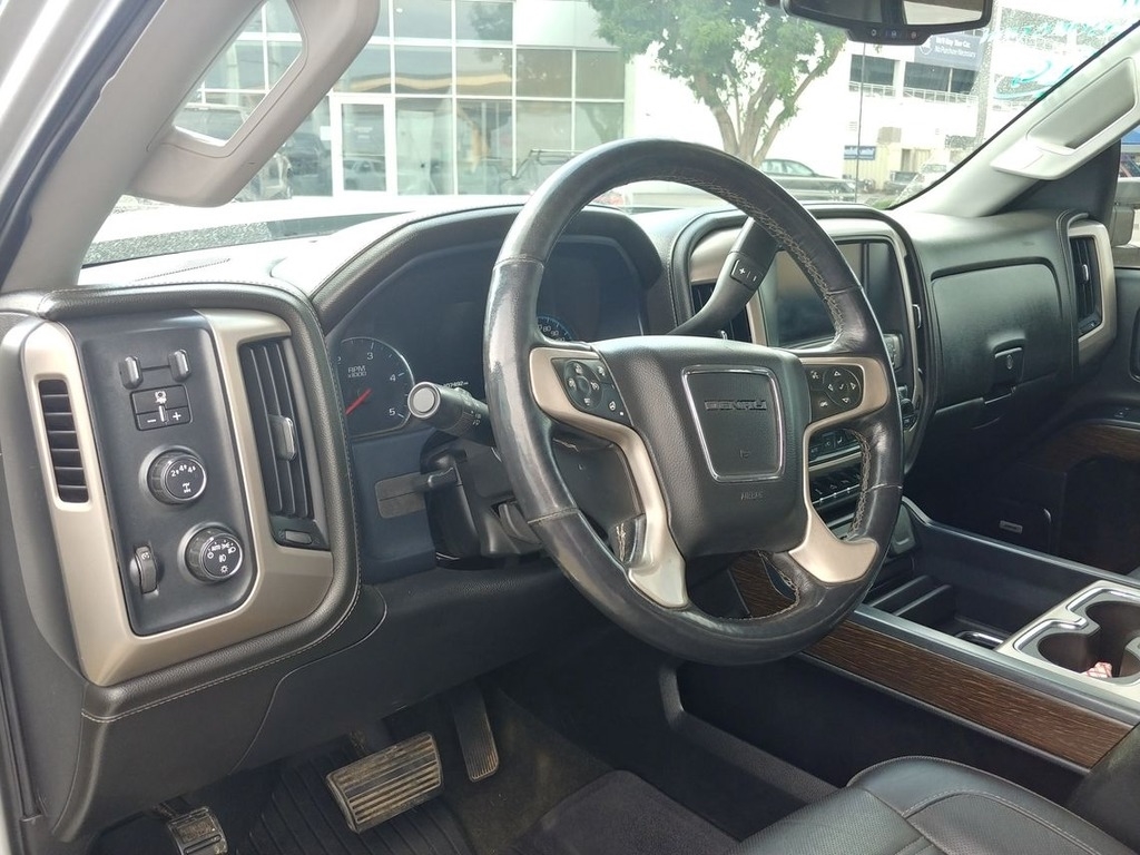 2018 GMC Sierra 3500HD Denali photo
