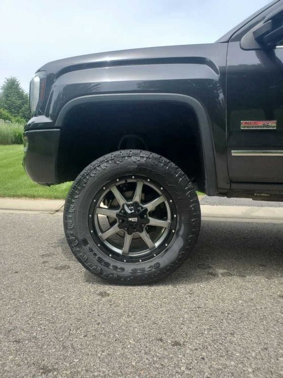 2016 GMC Sierra 1500 SLT photo