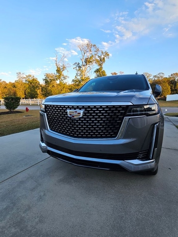 2022 Cadillac Escalade Premium Luxury photo