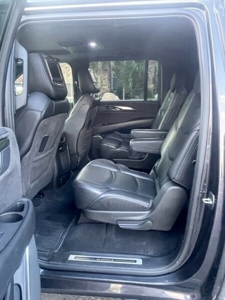 2016 Cadillac Escalade ESV Platinum photo