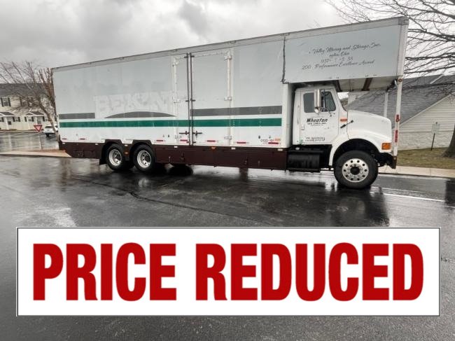 2002 International 8100 Box Truck