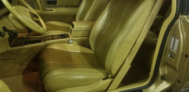 1984 Lincoln Mark VII photo