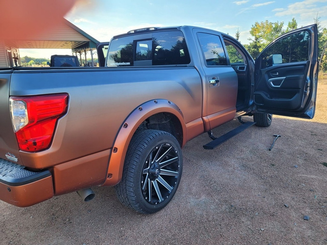 2019 Nissan Titan XD Platinum Reserve photo