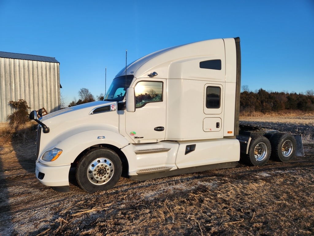 2021 Kenworth T680 Cummins  X15