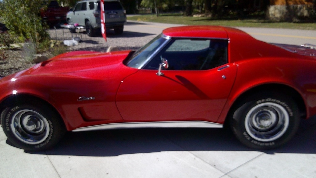 1973 Chevrolet Corvette Stingray photo