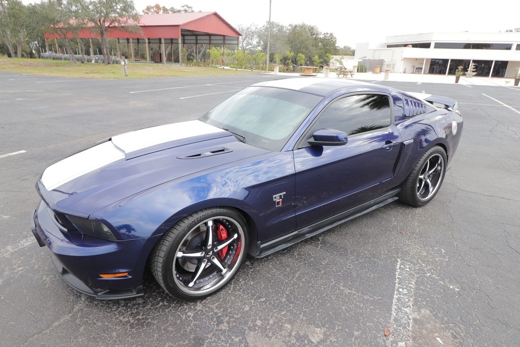 2010 Ford Mustang GT Premium Coupe