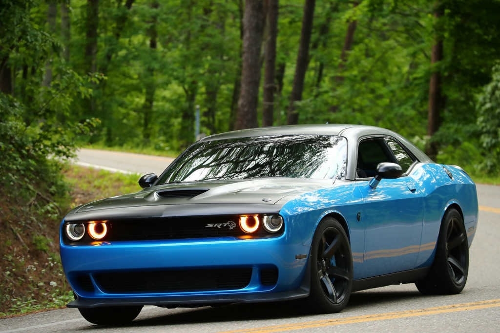 2016 Dodge Challenger SRT Hellcat Coupe