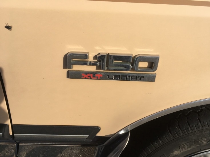 1990 Ford F-150 XLT Lariat photo