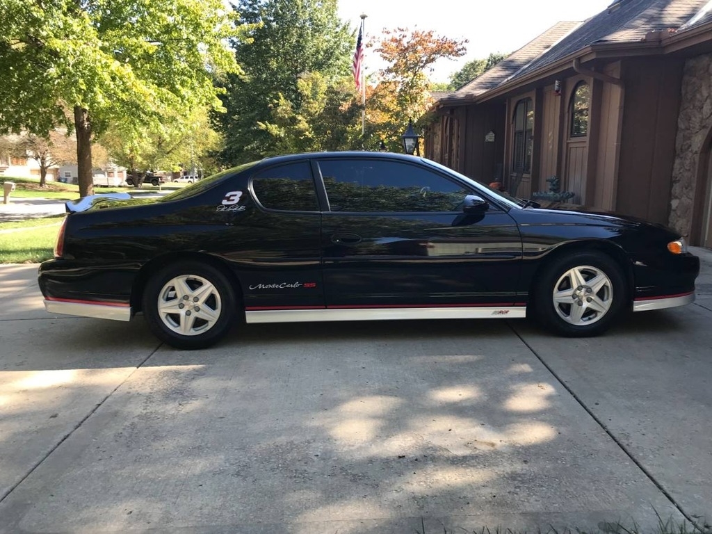 2002 Chevrolet Monte Carlo SS photo