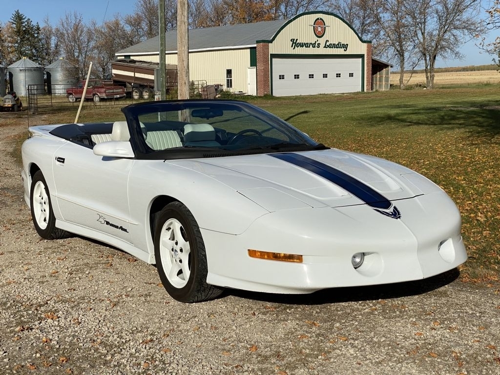 1994 Pontiac Firebird Formula photo