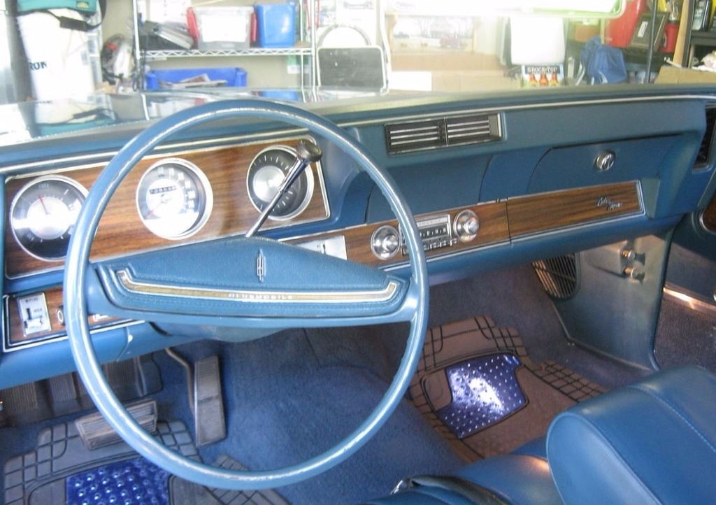 1971 Oldsmobile Cutlass Supreme  photo