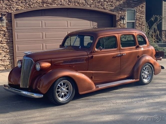The 1937 Chevrolet MASTER DELUXE 