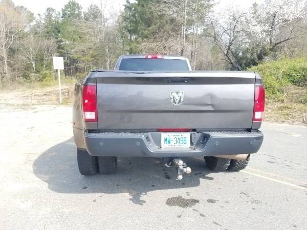 2016 RAM 3500 Tradesman photo