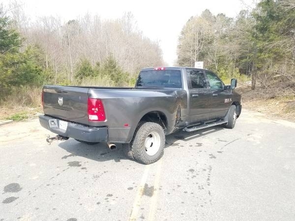 2016 RAM 3500 Tradesman photo