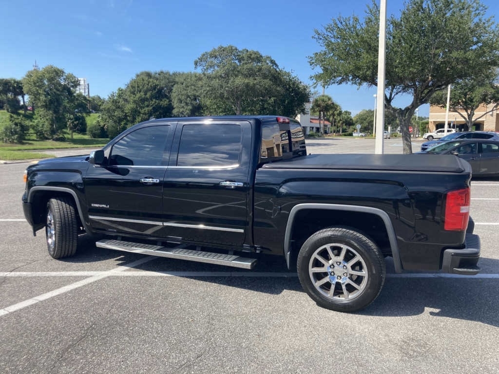 2014 GMC Sierra 1500 Denali photo