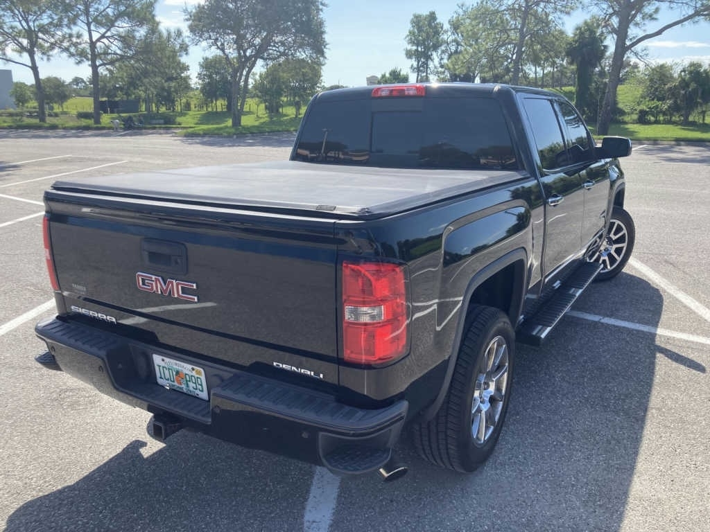 2014 GMC Sierra 1500 Denali photo