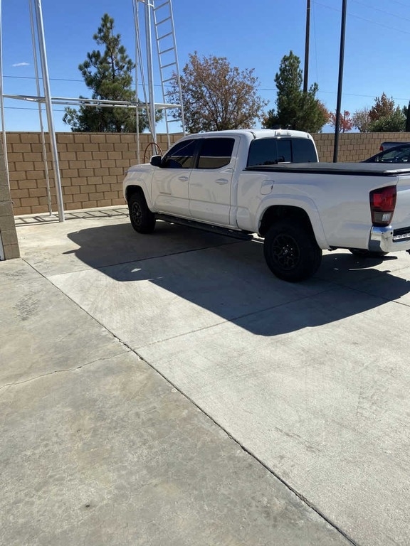 2021 Toyota Tacoma SR5 V6 photo